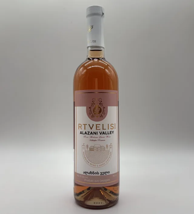 Flasche Alazani Valley Rosé von Rtvelisi